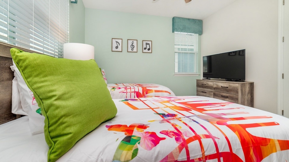 Solara Resort 7 Bedroom Private Pool Home with Game Room 7 Home