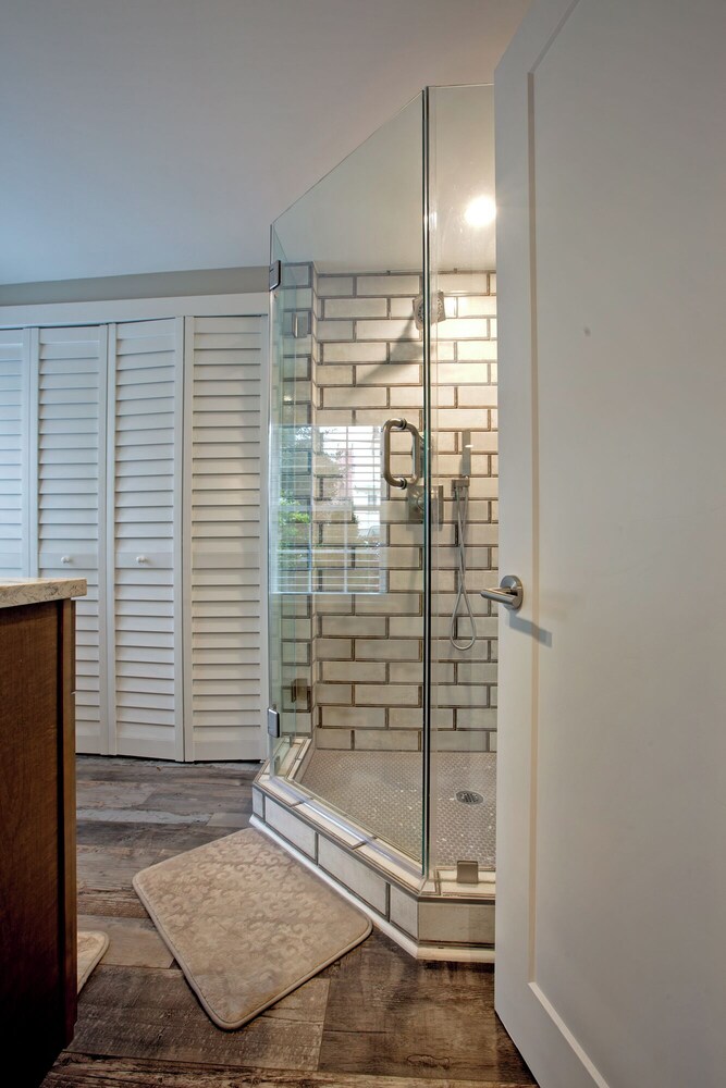 Sophisticated Historic Remodeled 9 BR