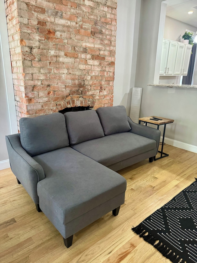 Jungle House Boutique Lofts – Downtown Columbus & Short North