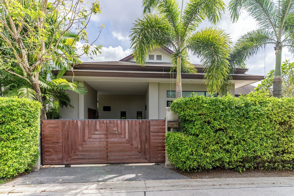 Tanode Villa 511 By Villacarte