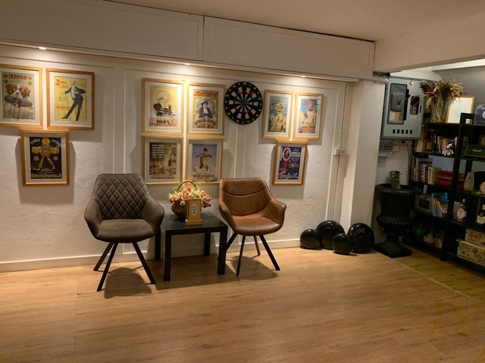 lounge