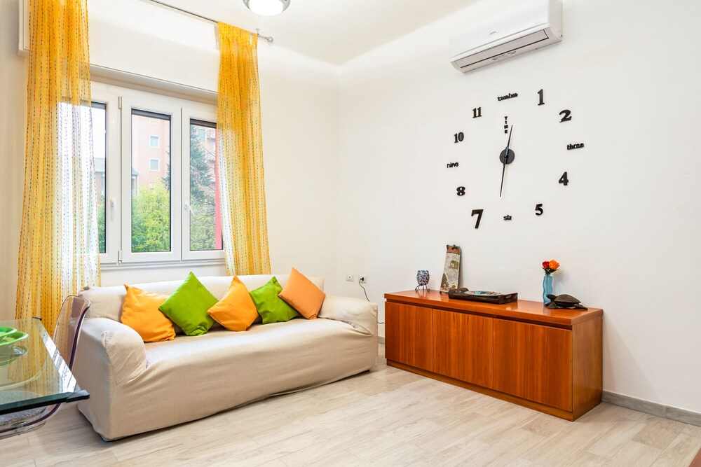 Gambara Bright Flat