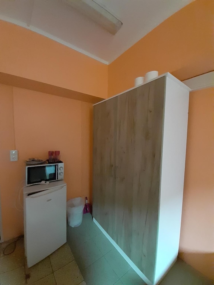 2-Rent Group Hostel Rooms&Apartments TUB19A