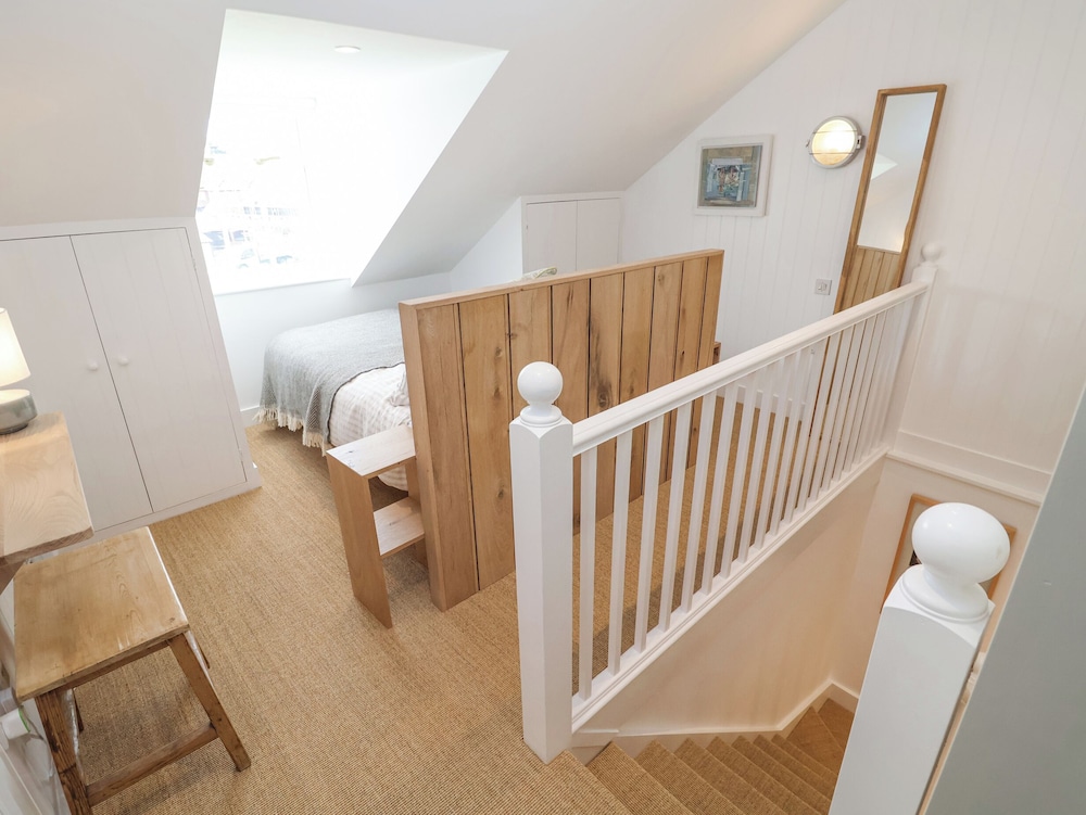 Beta Cottage