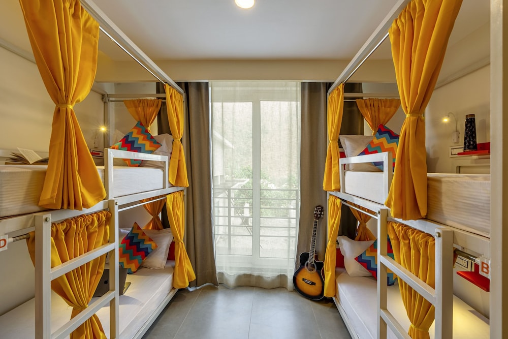 goSTOPS PLUS Rishikesh, Tapovan