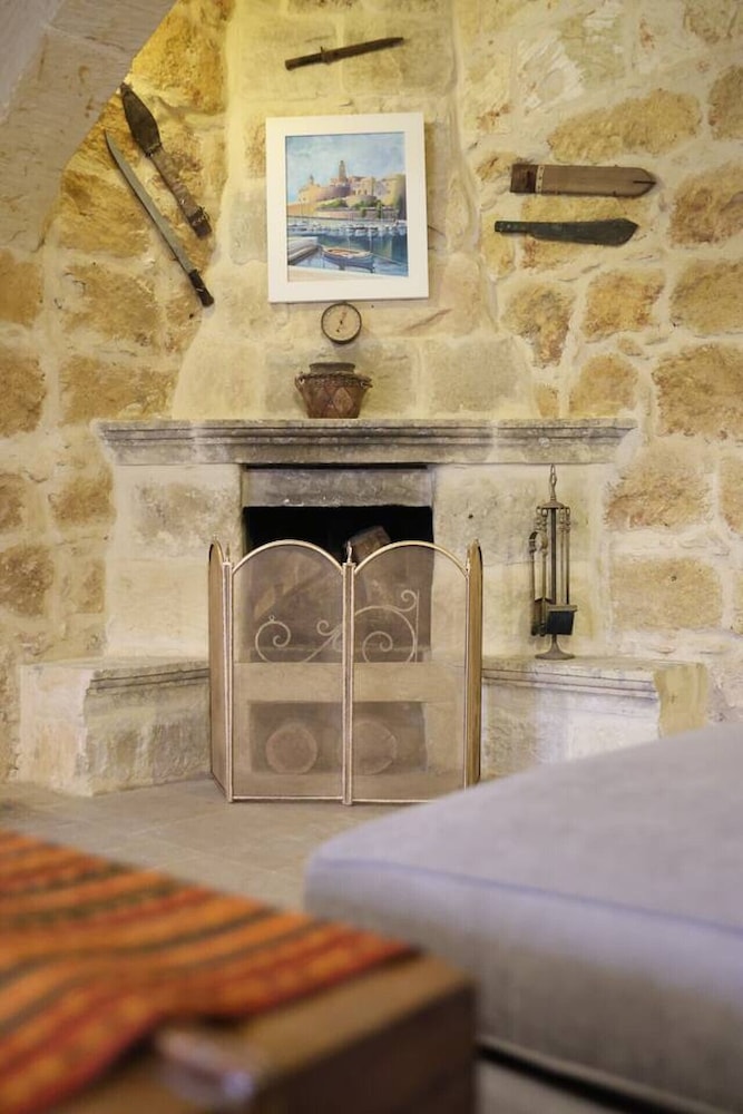 Rustic Xag ra Farmhouse With Pool Garden BBQ