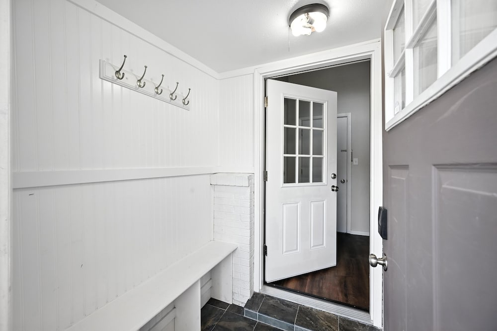 Family-friendly Arvada Getaway With Games Galore 4 Bedroom Home