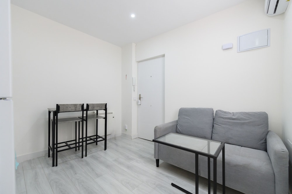 M Mdl92 Alquiler Mensual en Madrid Piso Moderno