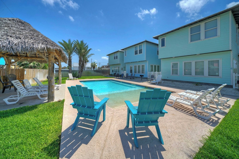 Pool Access, Private Patio Living, Near the Beach Seahorse Cove by Avantstay