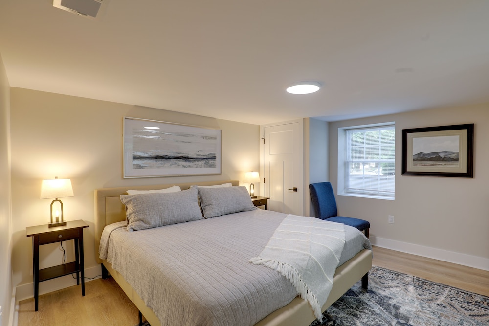 3 Mi to Minute Man Nhp: 'summer St Retreat' + Deck
