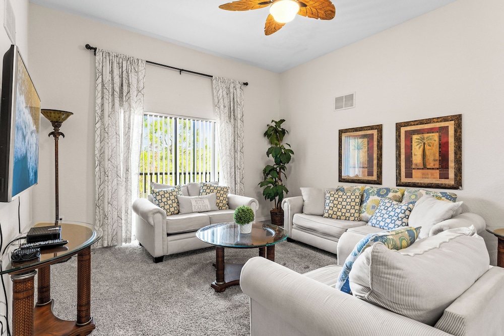Slice Of Sunshine At Caribe Cove