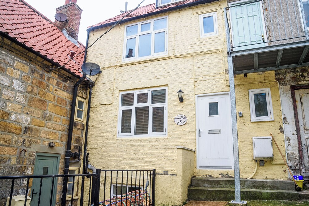 5 Ivy Yard