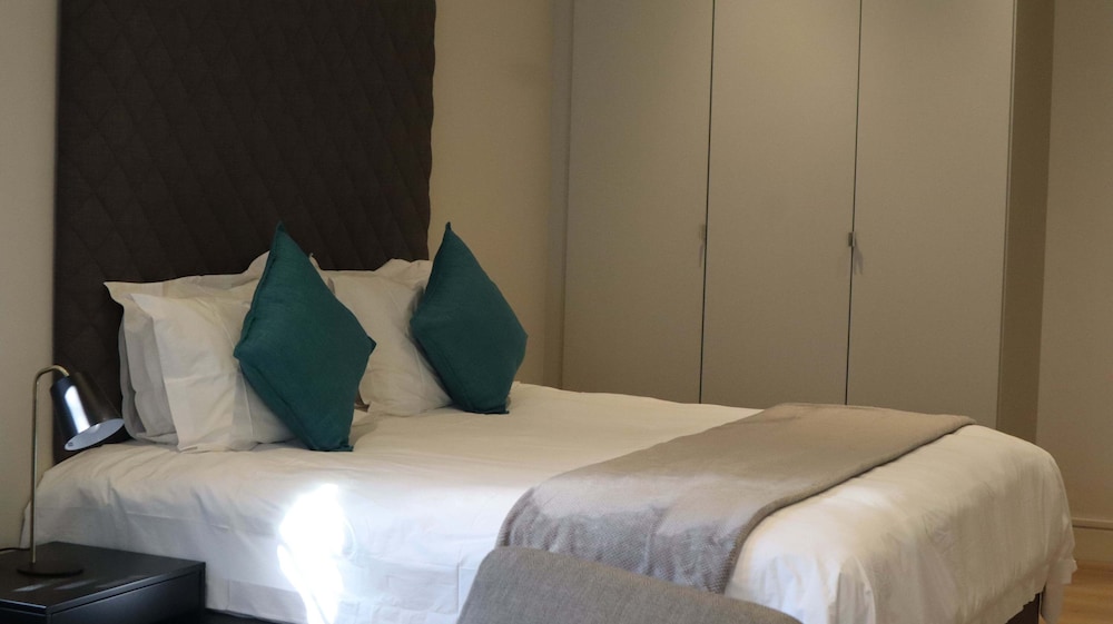 The Wantage Suites