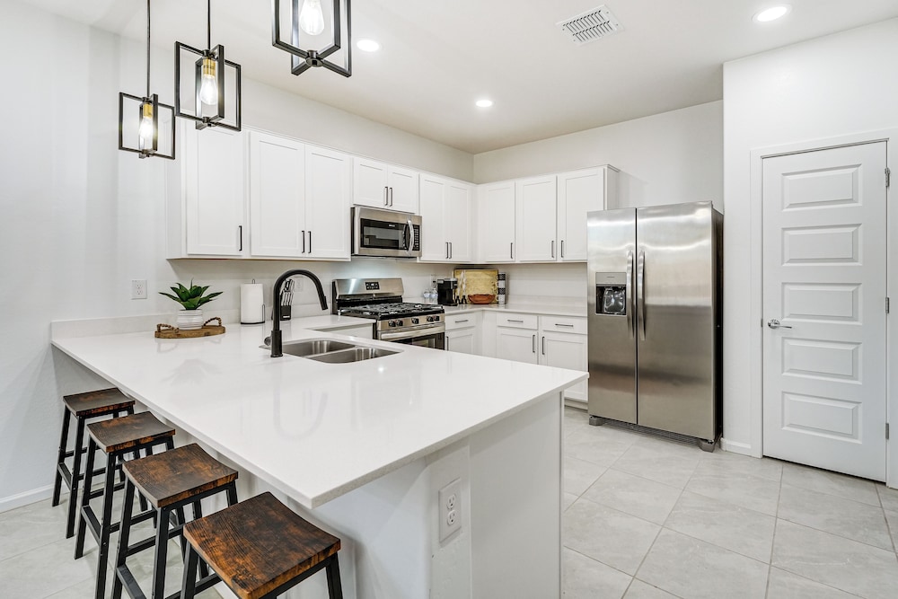 Near Mtn Trails & Sonoran Preserve: Phoenix Abode!