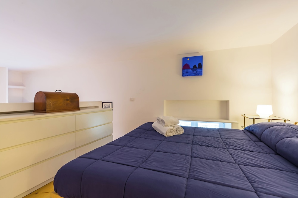 Grifeo- Quiet Flat on Panoramic Route