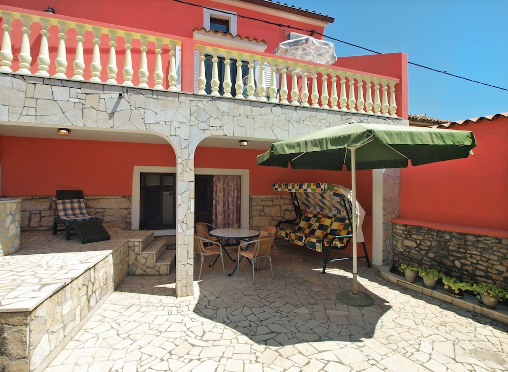 House 1716