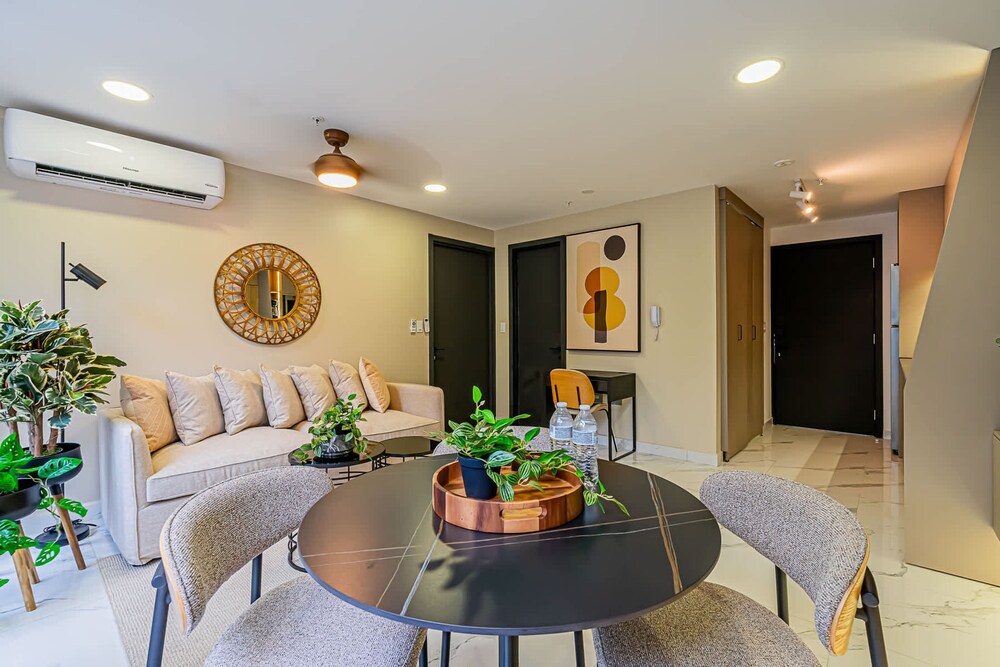 w Wonderful 1BR in Obarrio