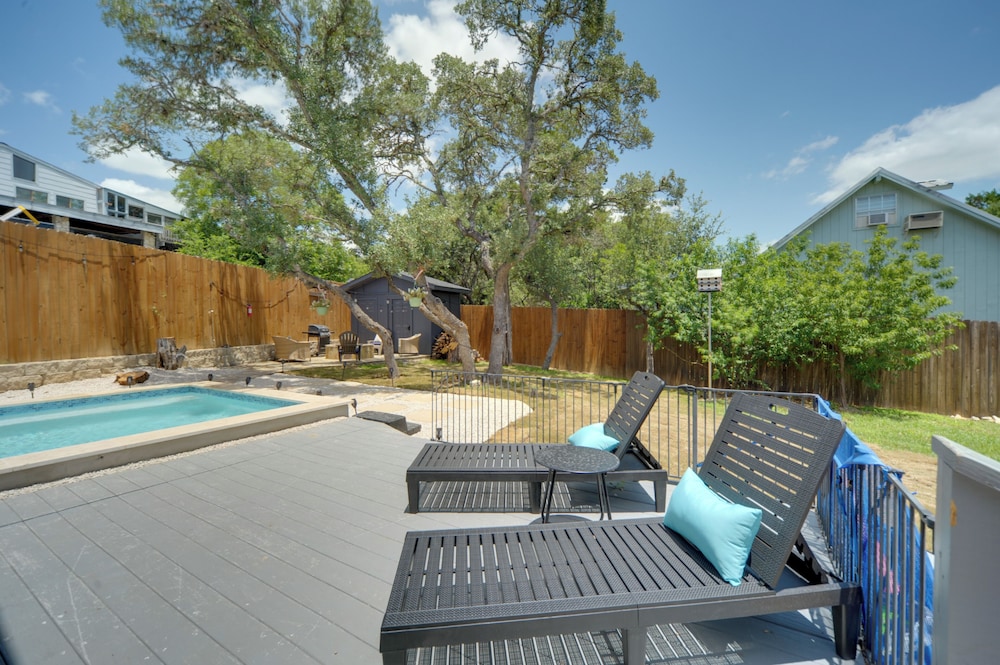 Heated Cocktail Pool & Spa: Canyon Lake Home