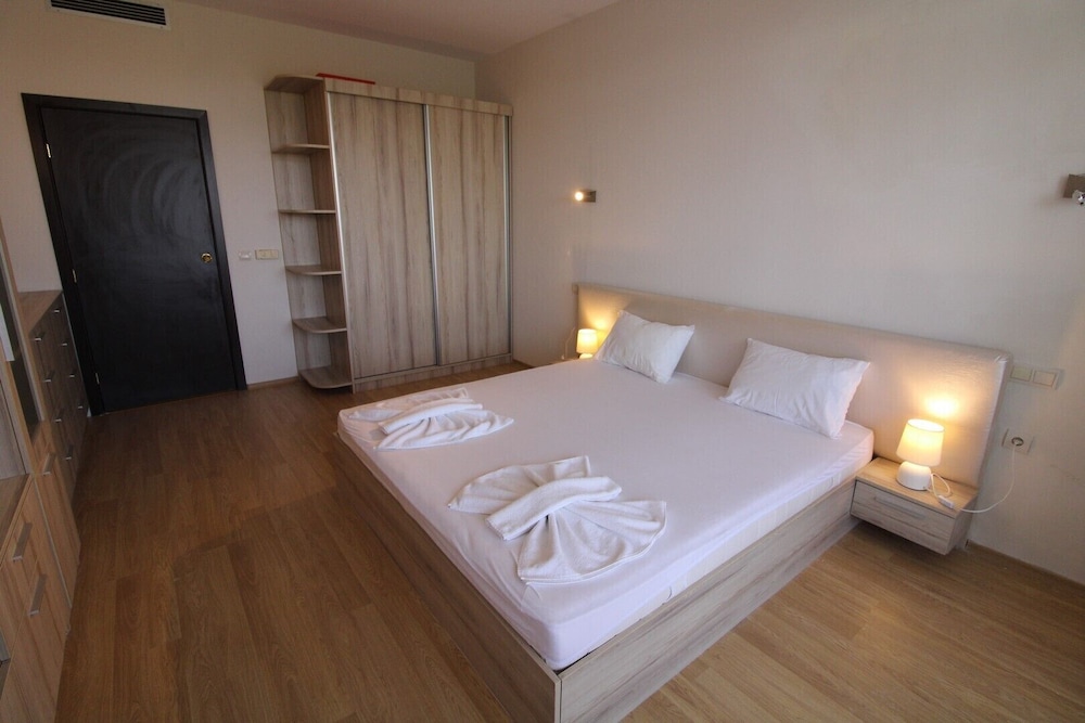 Menada Vris Apartments