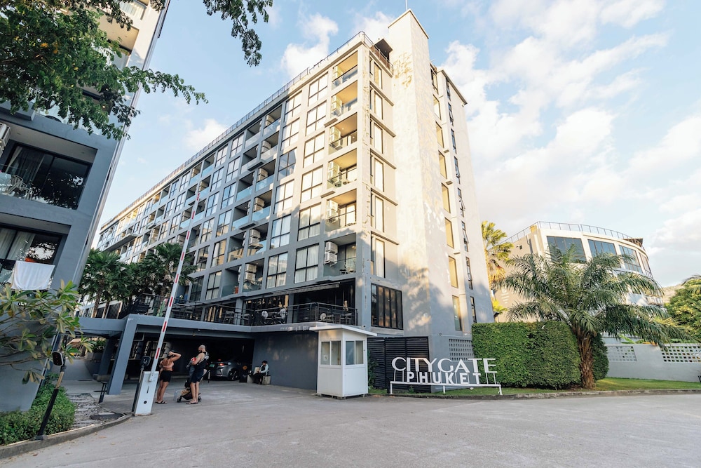 Condo with Full Facilities C255