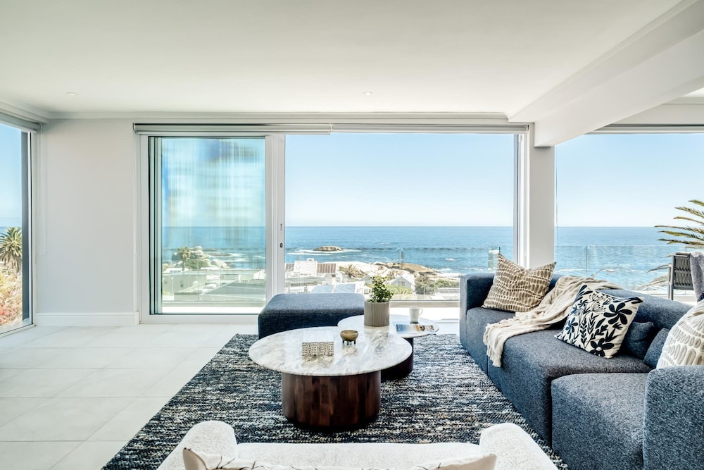 Sea View 3bed Camps Bay Apt Sapphire Tide Pad