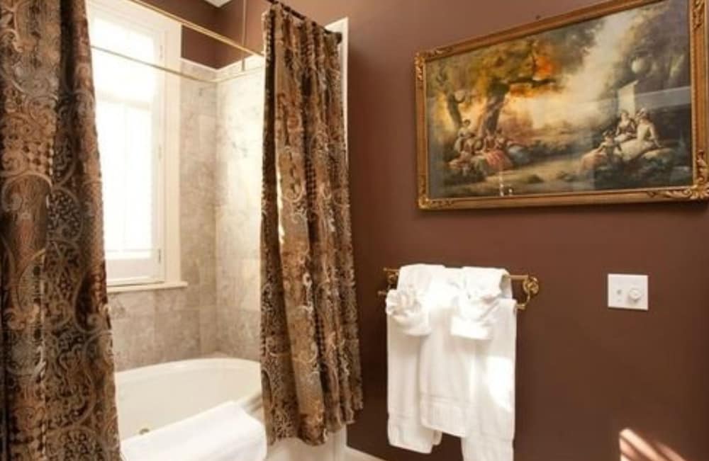 The Black Walnut B & B Inn