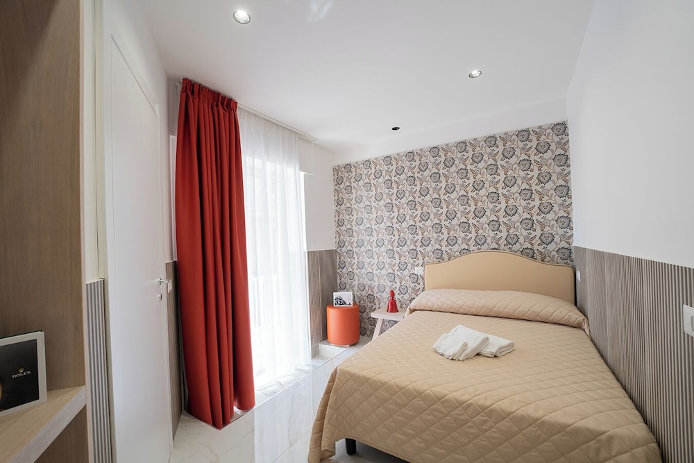 P.C. BOUTIQUE SEA VIEW NAPOLI CENTRO by ClaPa Group Dislocated Hospitality