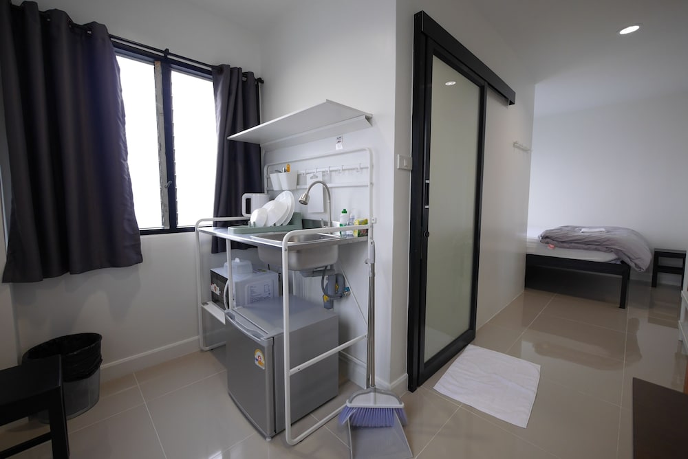 Lee Home Bangkok