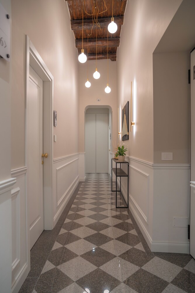 Monteroduni 22 - Chiaia Design Rooms