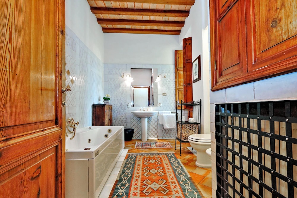 Treasurerome Colosseum Terrace 2BR