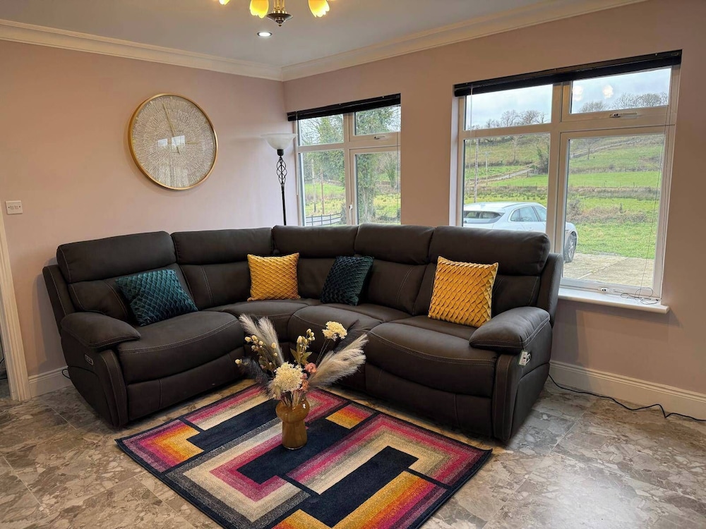 Cherry Chirp Cottage in County Fermanagha