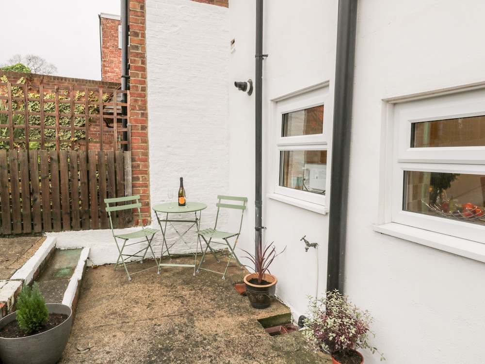 Barnaby Cottage