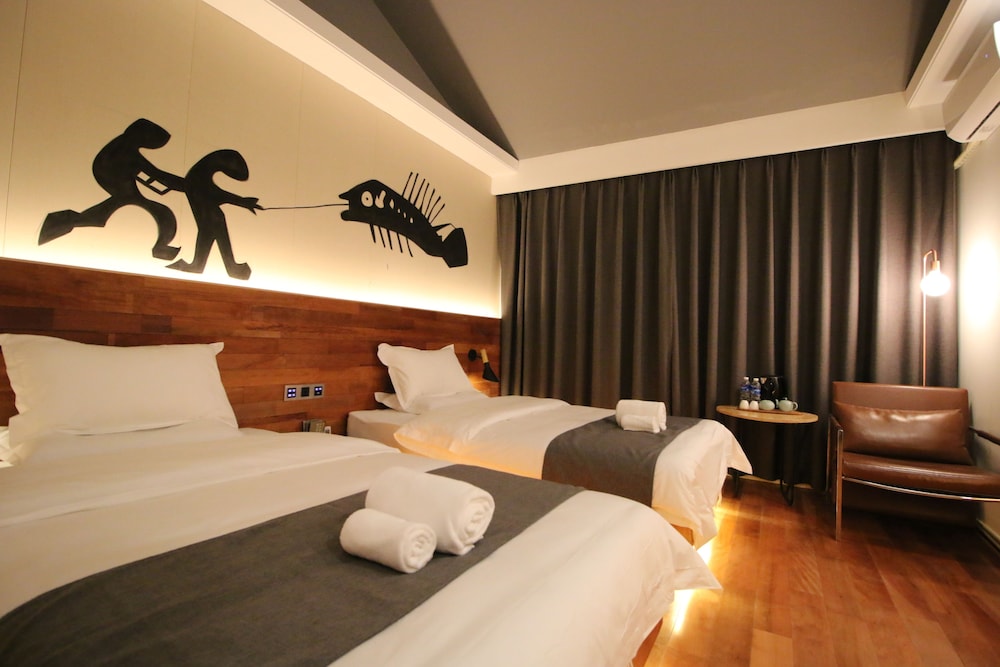 Lijiang Shuhe Travelling With hotel