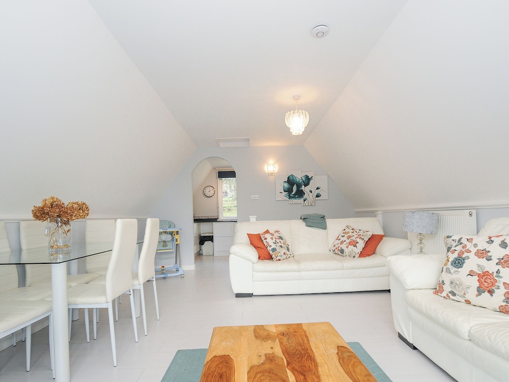 24 Valley Lodge