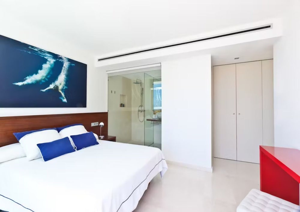 Appealing Villa With Private Terrace