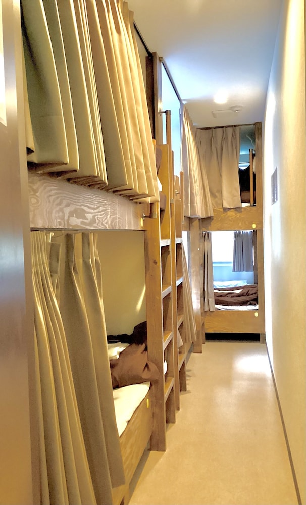 Osaka Namba Hostel MIYABI