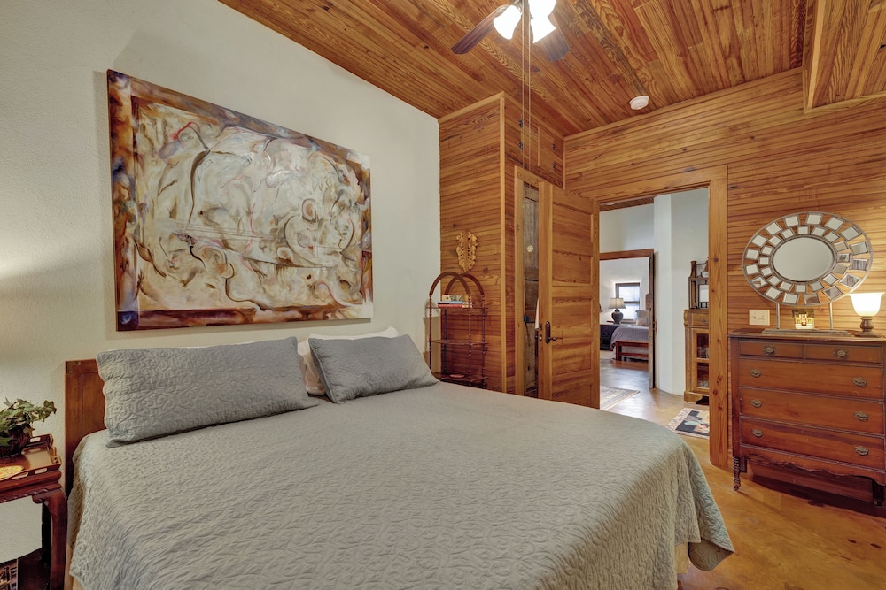 The Willows Casa Grande - Four Minutes to Downtown!