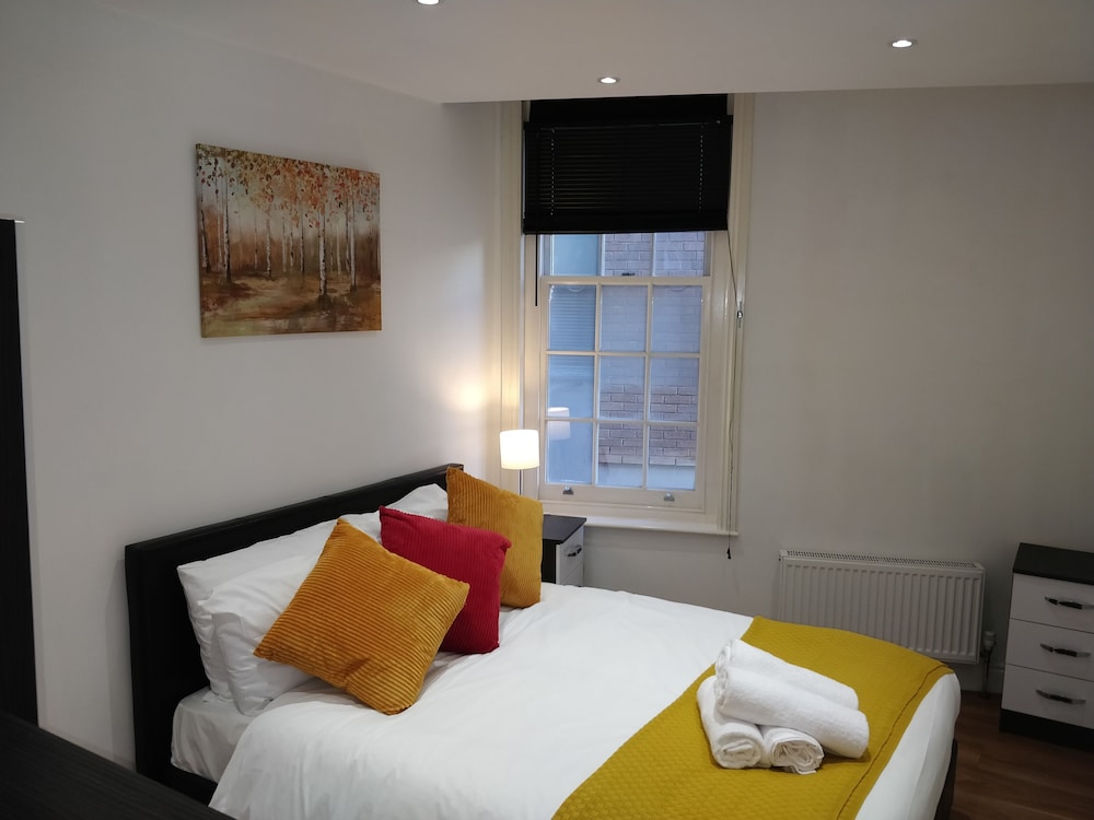 Clifton Apartment