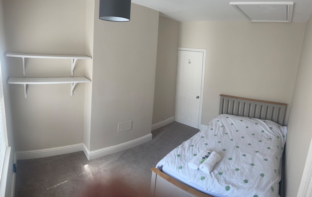 Leicester Retreat - Charming 2 Bedroom House