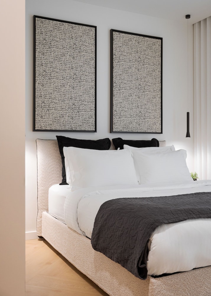 Athenian Riviera Stunning Residence