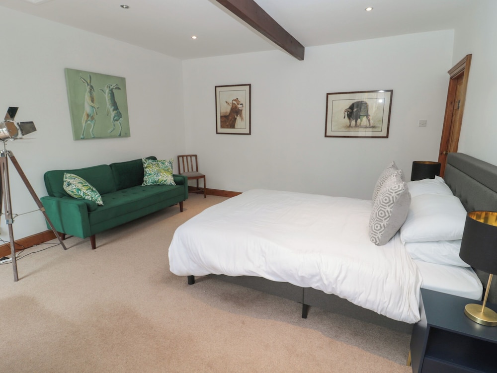Honeysuckle Cottage