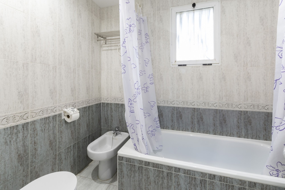 Estornell With 2 Bedrooms and 1 Bathrooms