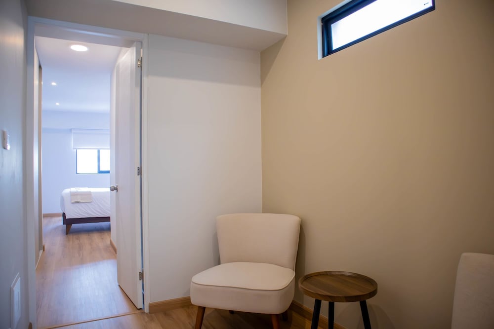 Beautiful 2BR With Fantastic Pool in Miraflores