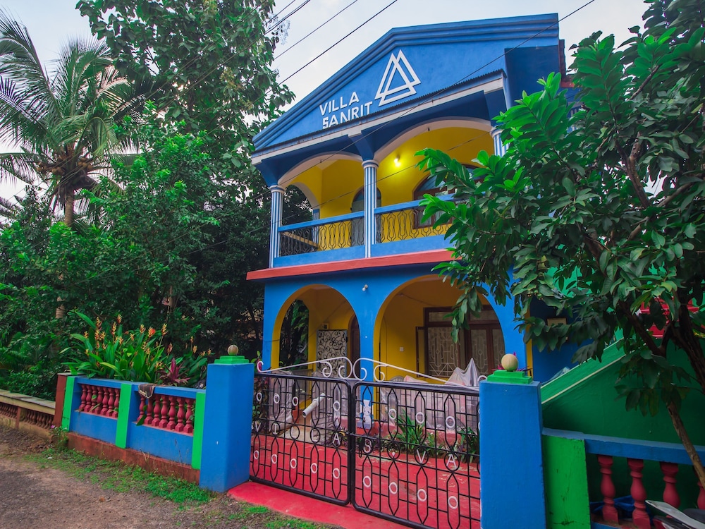 OYO 17410 Home 2BHK Goan Villa Calangute Beach view 3