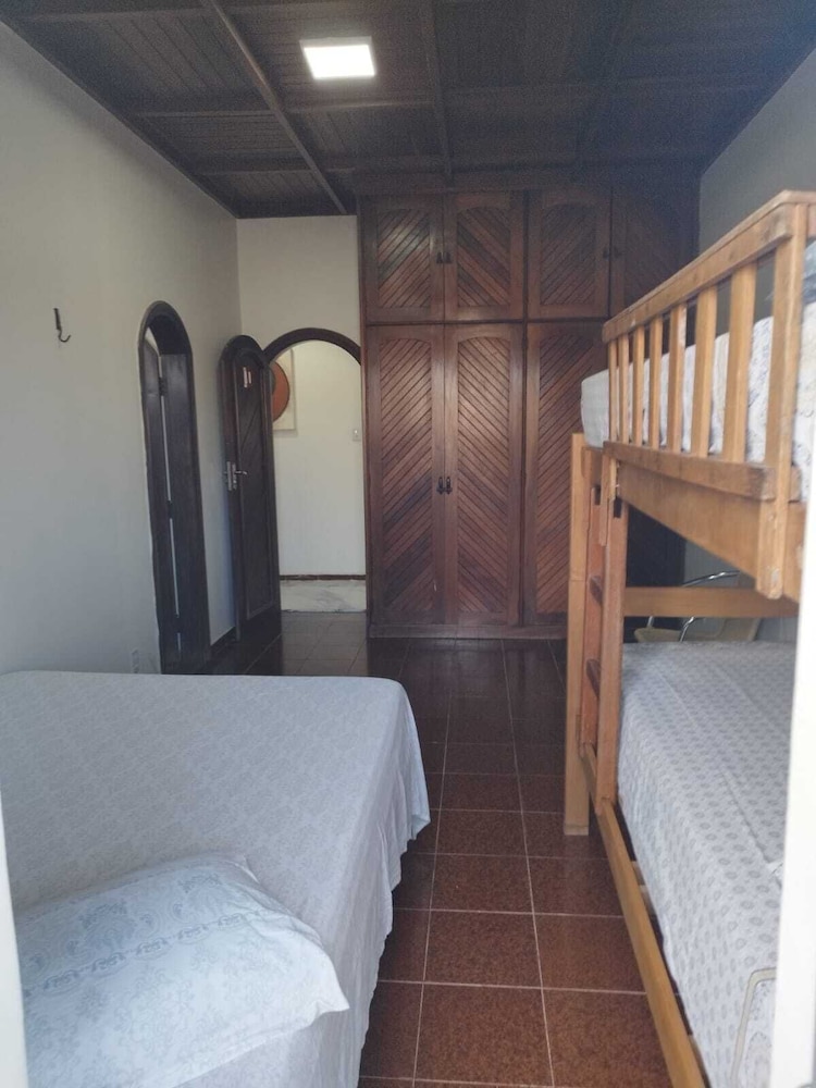 Casa com Piscina 50000 lts Área Gourmet