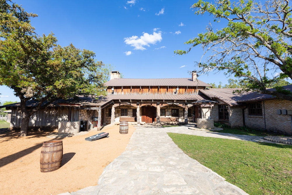 Photo 151