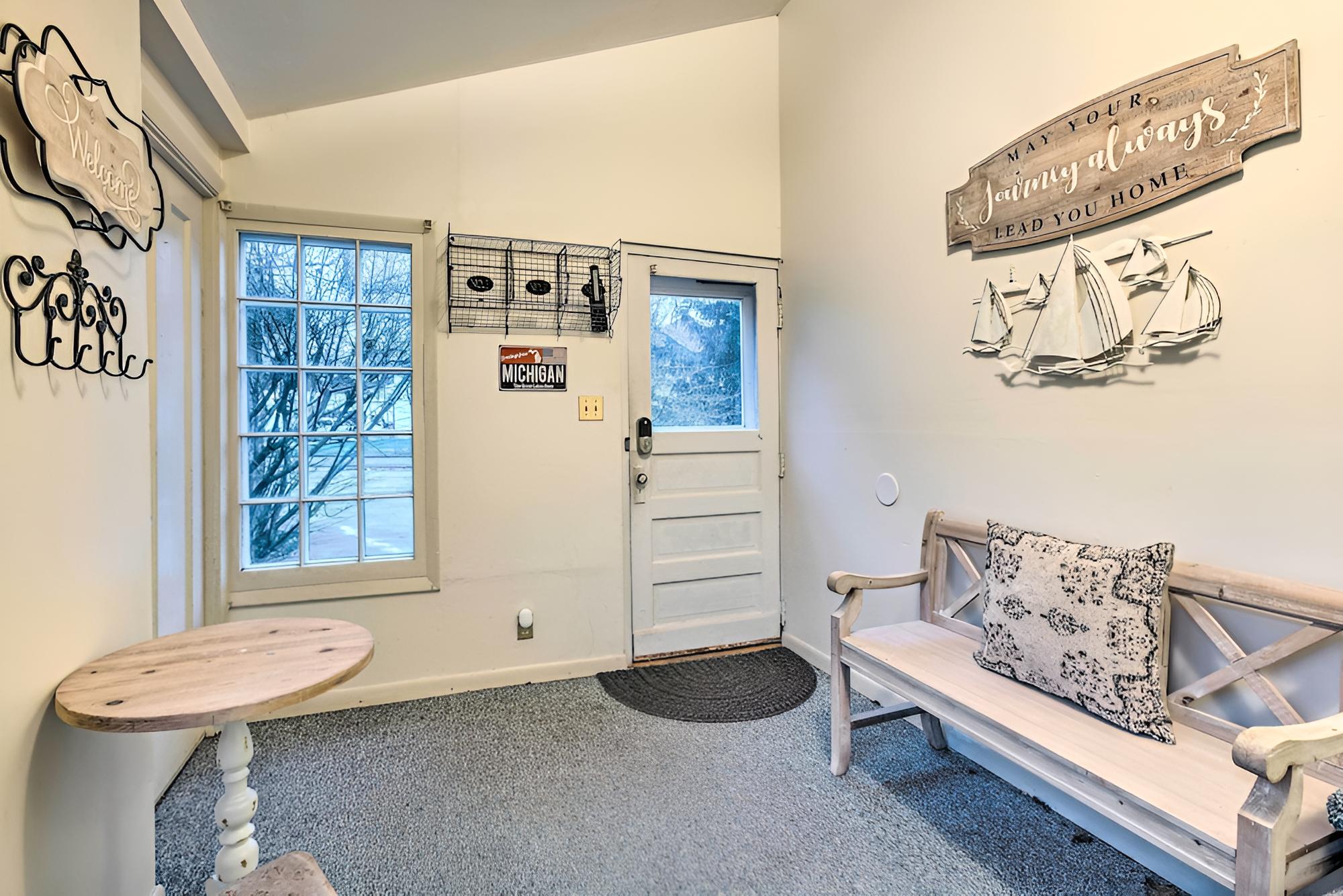 Cadillac Vacations - Historic Cadillac Home: Walk to Lake  Downtown! - Property Image 9