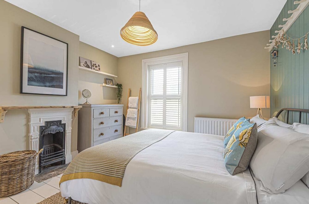 Seagrass Cottage Southwold Air Manage Suffolk view 4