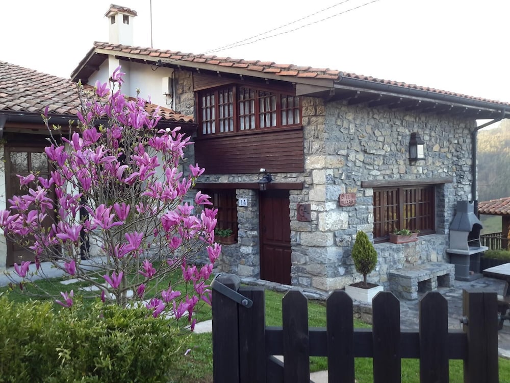 Casa Rural Llugarón II