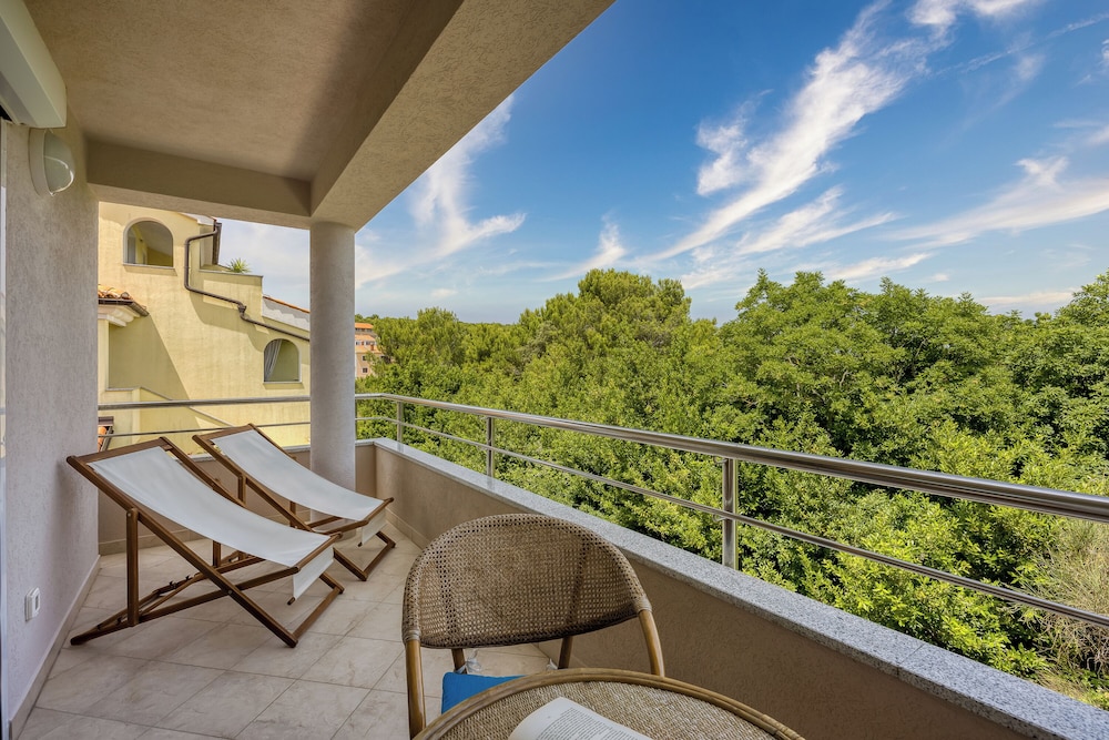 Apartment Good Life